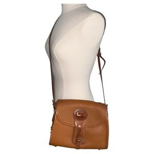 Vintage Dooney and Bourke All Weather Essex Bag